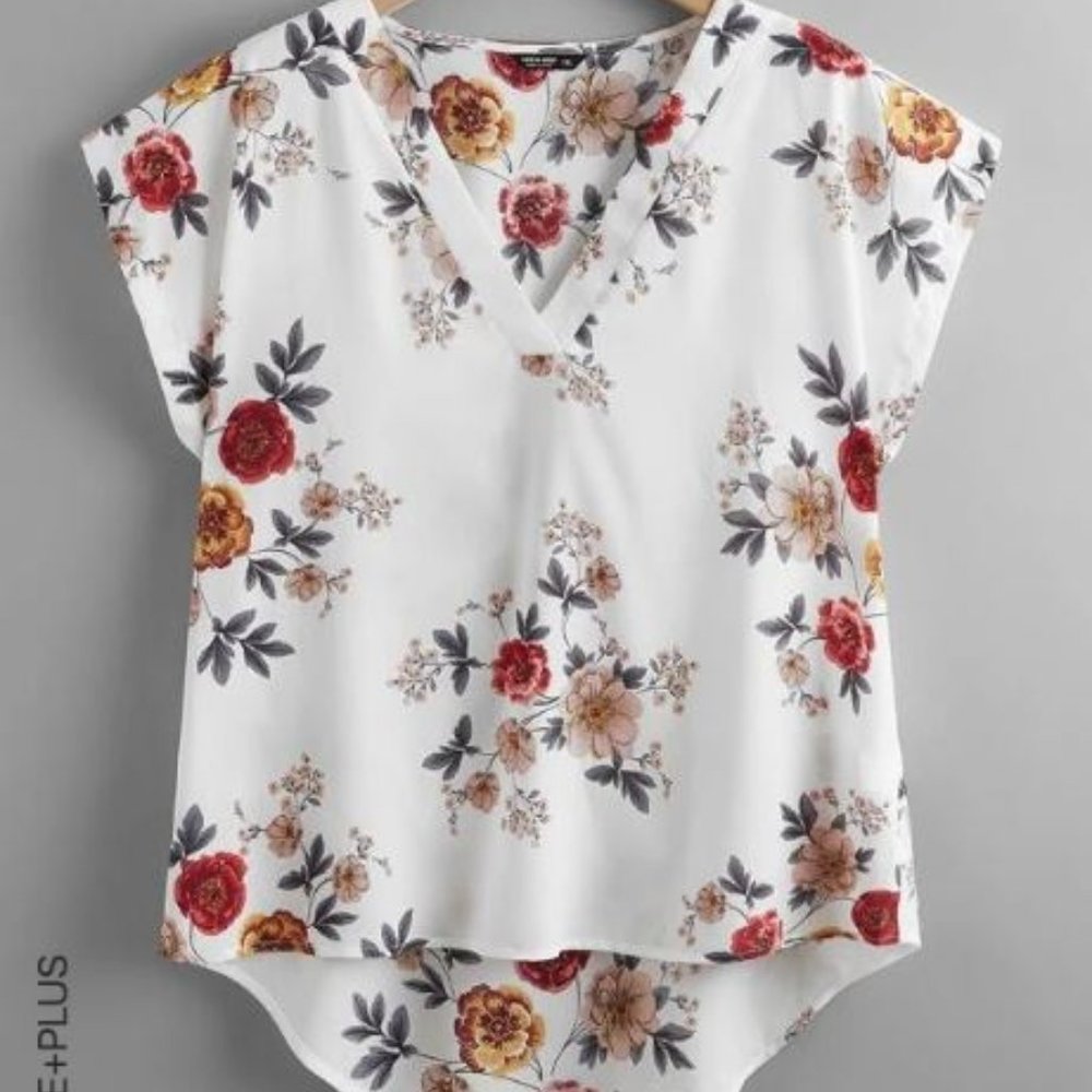 COPY - Plus Floral Print Dip Hem Blouse (I have 2)
